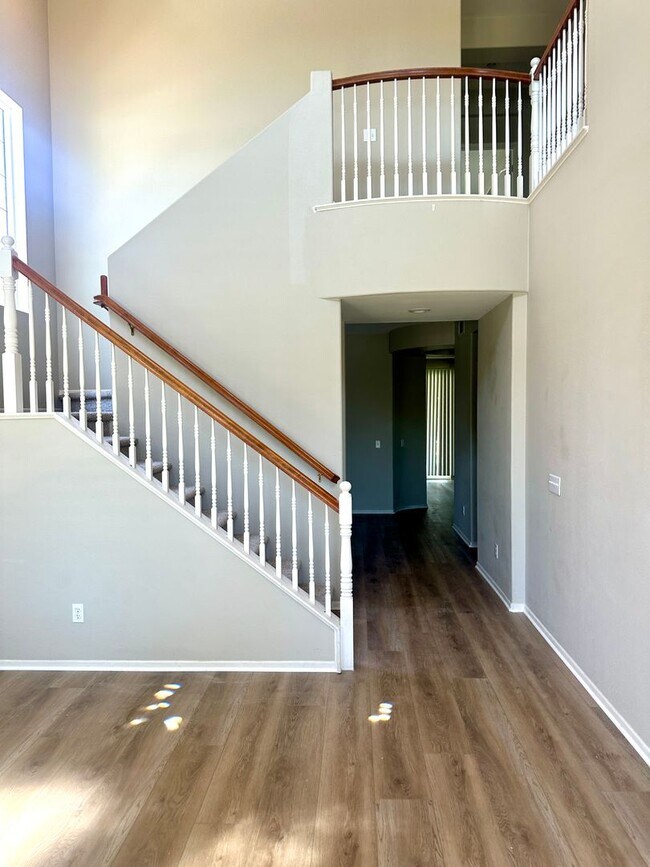 Foto del edificio - Beautiful Winchester 4-Bedroom  Home!