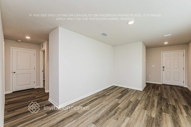 Building Photo - 10831 Hidden Banks Gln