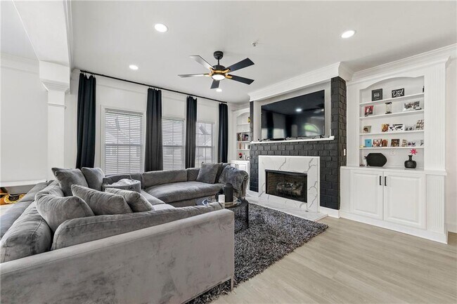 Foto del edificio - 1501 Glenivy