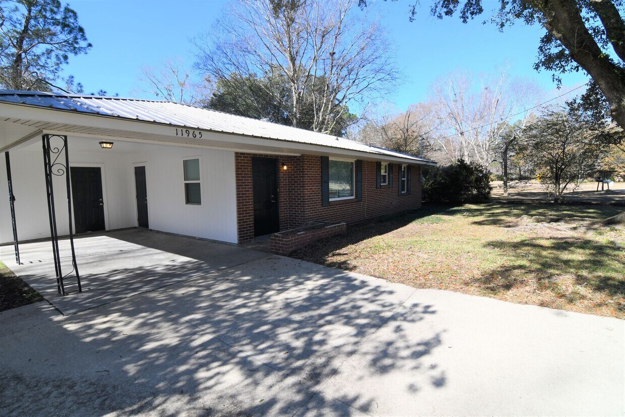 Must See! Newly renovated, 3 bedroom, 2 b... - Must See!  Newly renovated, 3 bedroom, 2 b...