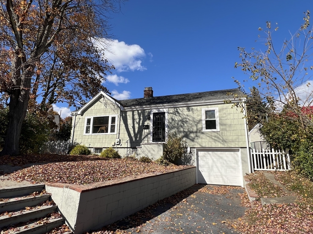 Primary Photo - 11 Juniper Terrace