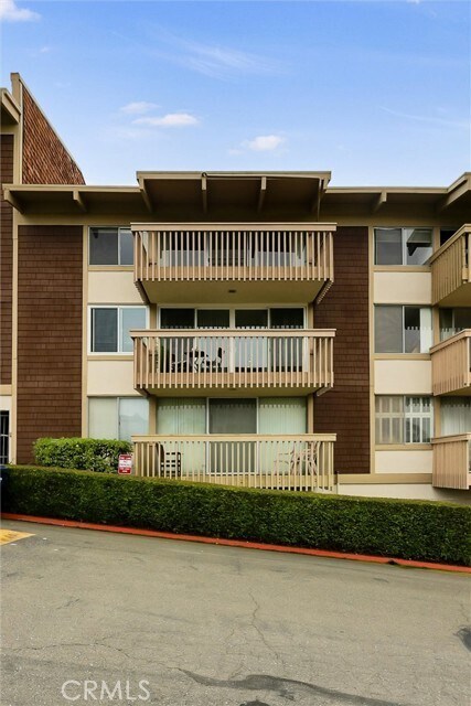 Foto del edificio - 6542 Ocean Crest Dr