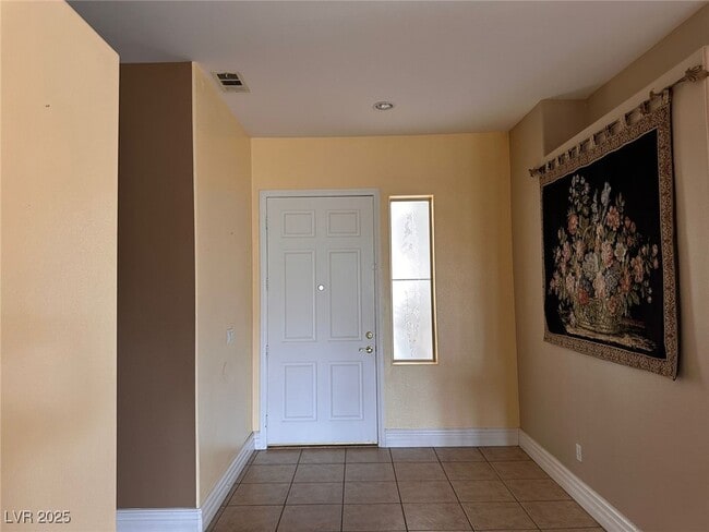 Building Photo - 141 Cliff Valley Dr