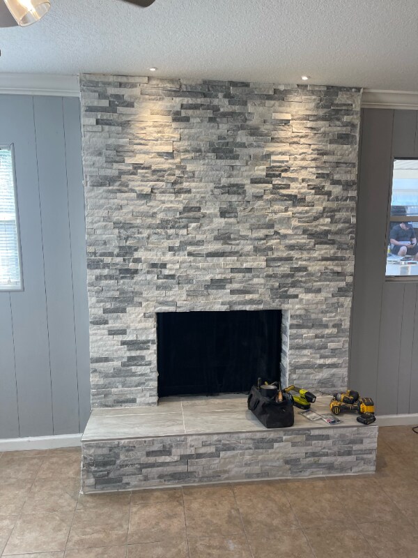 Foto del edificio - 7552 Centauri Rd