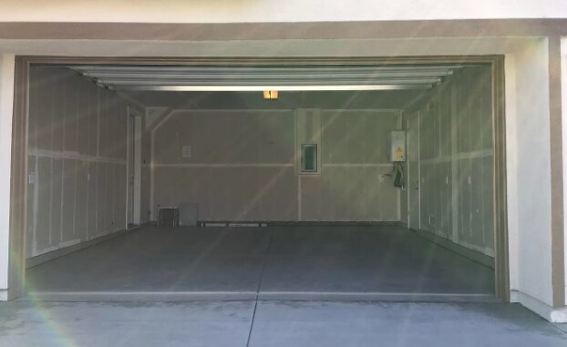 Building Photo - 1225 Rosales Ln