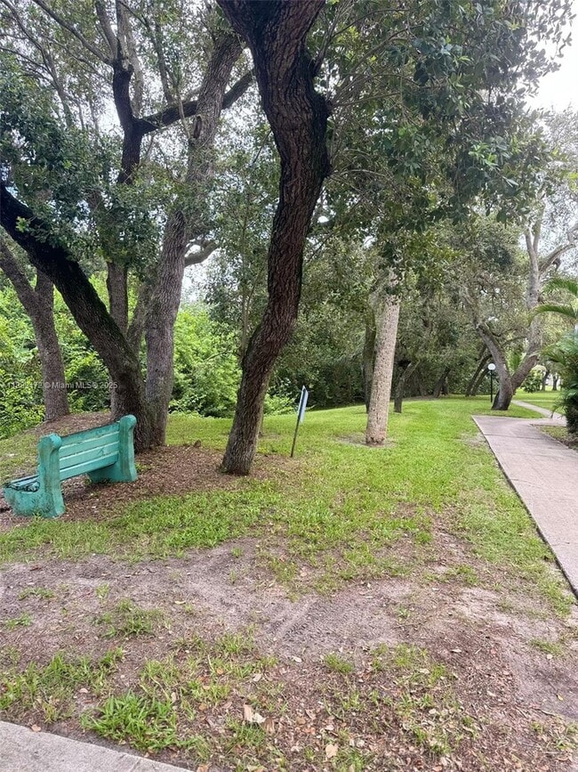 Foto del edificio - 604 NW 13th St