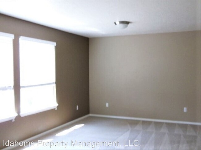 Building Photo - 3 br, 2.5 bath House - 2451 N Banstead Ave