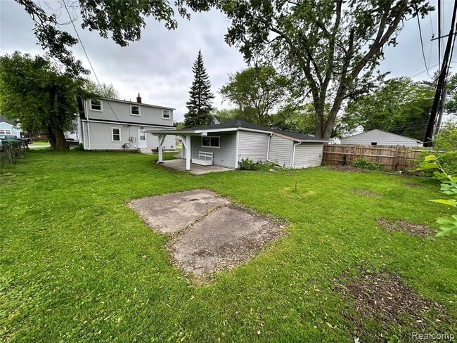 Building Photo - 33050 John Hauk St