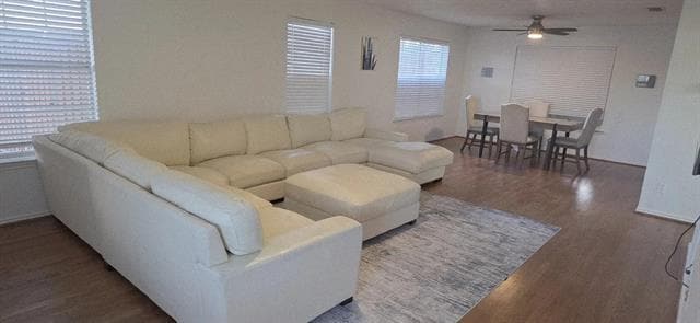 Building Photo - 5313 Peach Tree Ln