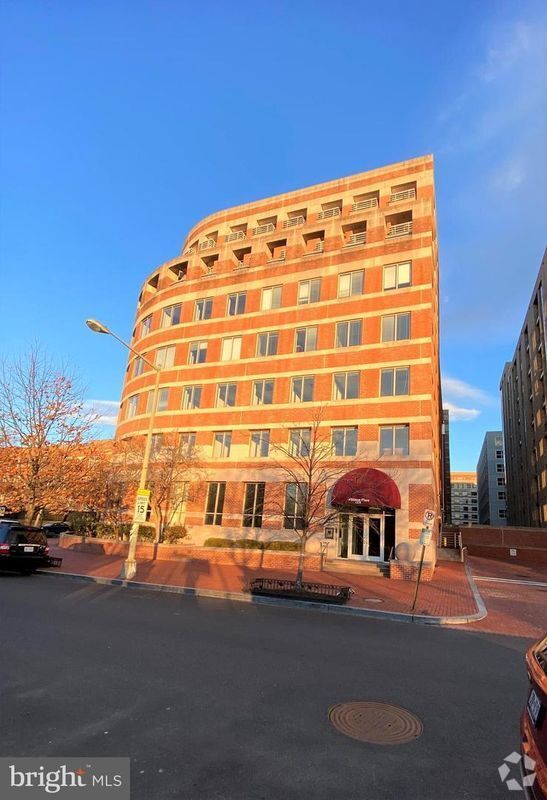 Building Photo - 1275 25th St NW