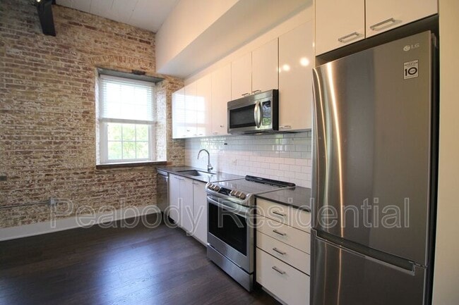Building Photo - 515 N Washington St