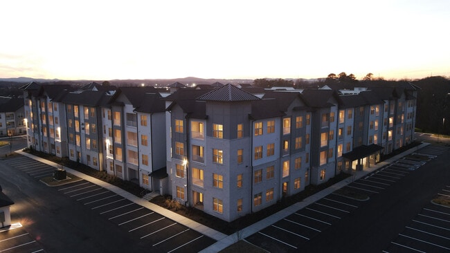 The Ravelle at Ridgeview apartments — community photo - The Ravelle at Ridgeview
