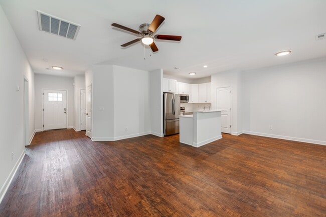 Foto del edificio - 910 N Ransom St