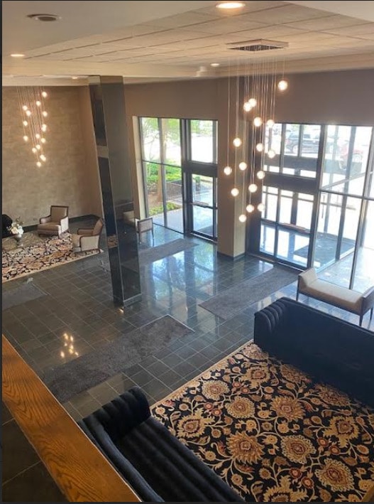 Foto del edificio - 6340 Americana Dr