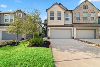 Building Photo - 331 E Coralburst Lp