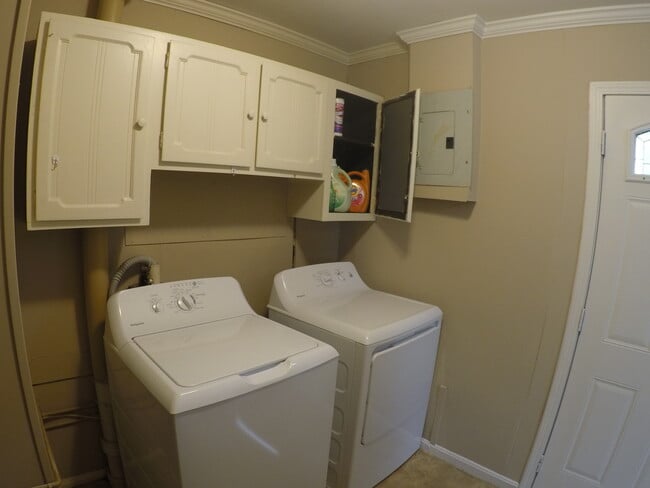 Building Photo - 3209 Underwood St