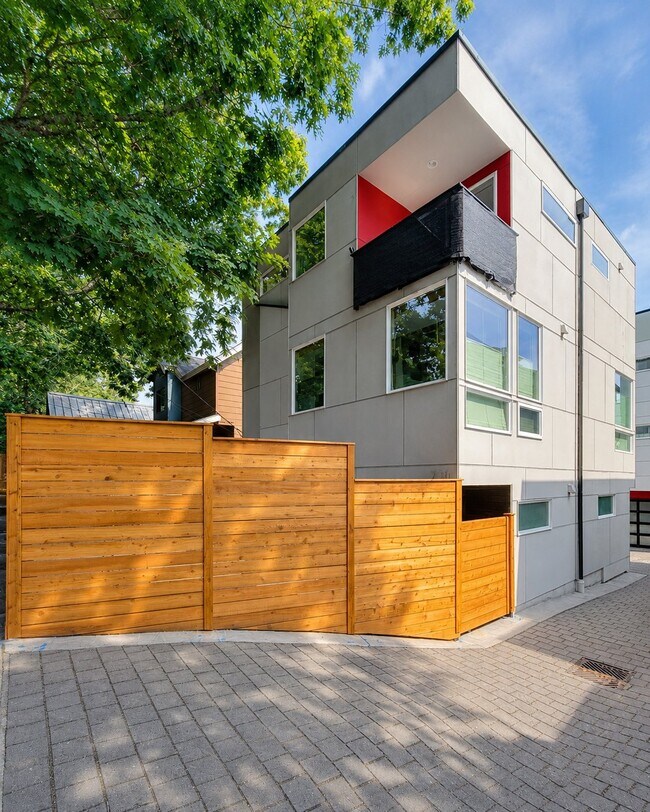 Foto del edificio - 730 26th Ave S