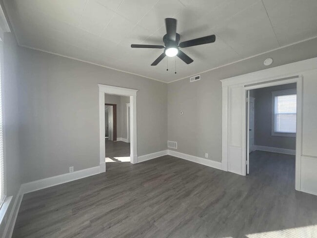 Foto del edificio - Updated home for a Great Price!