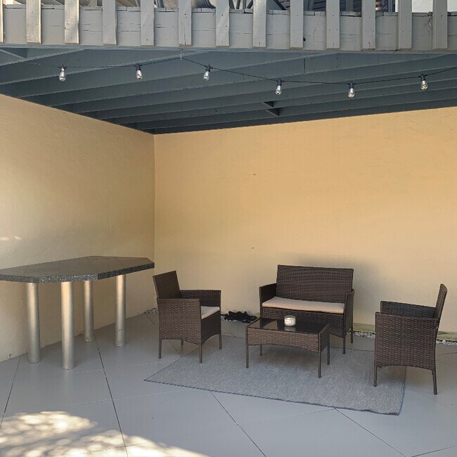 Foto del edificio - 1605 US-1