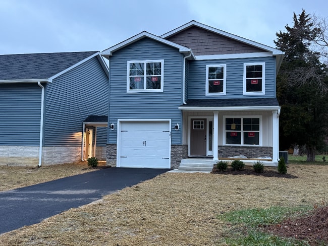 Building Photo - 107 Sampson Ln