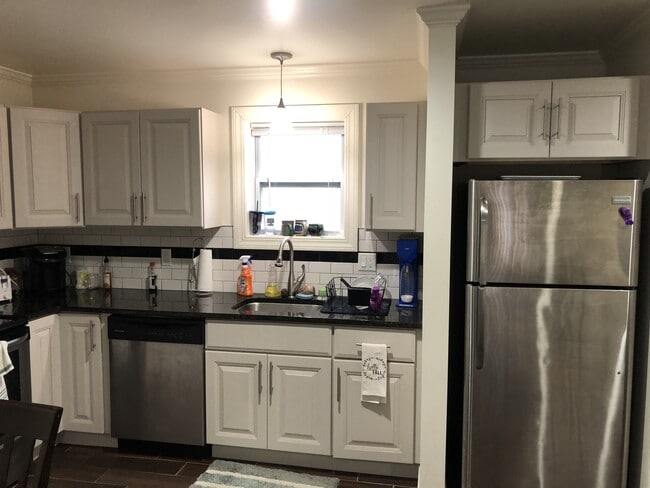 Foto del edificio - 105 Wiedmaier Ct