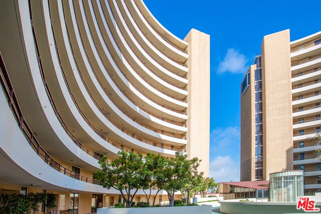 Building Photo - 4337 Marina City Dr