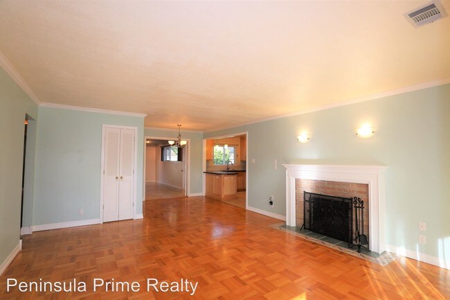 Building Photo - 3 br, 2 bath House - 3932 Casanova Drive