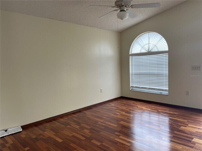 Building Photo - 1223 Isadore Dr