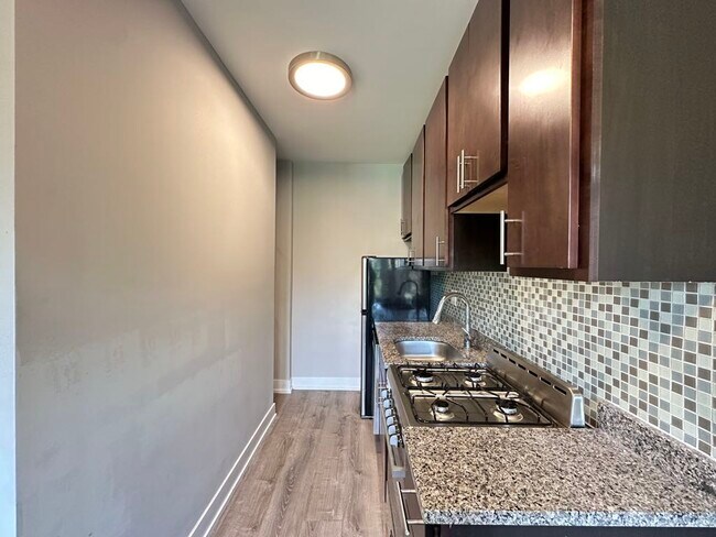 Foto del edificio - 4644 N Paulina St