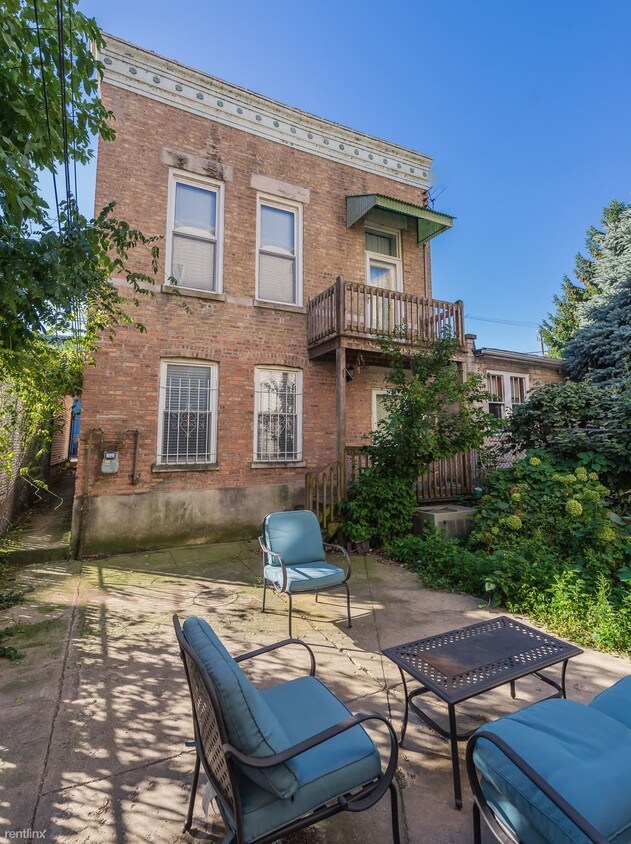 Foto principal - 2539 W Walton St