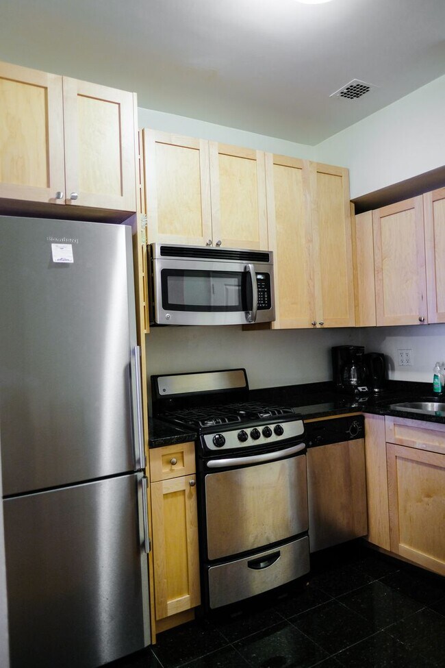 Foto del edificio - 17 67th E St