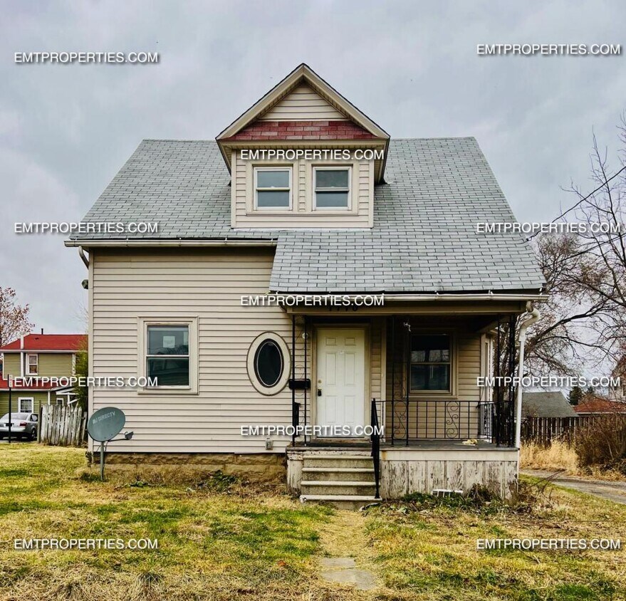 1110 West 5th House Rental in Lorain, OH