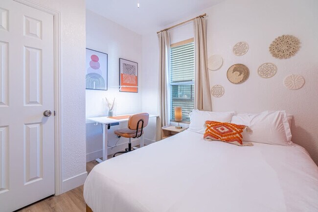 Foto del edificio - 1036 Litch Ct