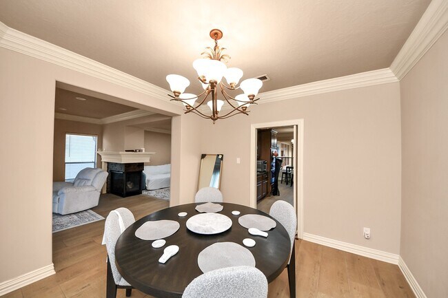 Foto del edificio - 14454 Summerleaf Ln