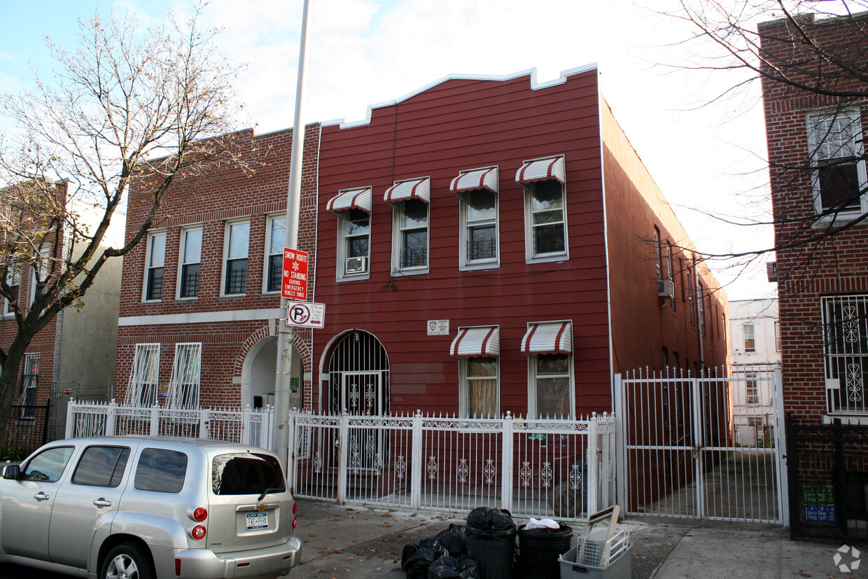 Building Photo - 1122 Metcalf Ave