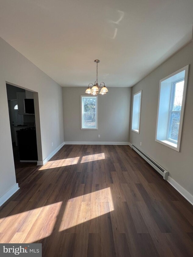 925 Salem Rd, Burlington, NJ 08016 House Rental in Burlington, NJ