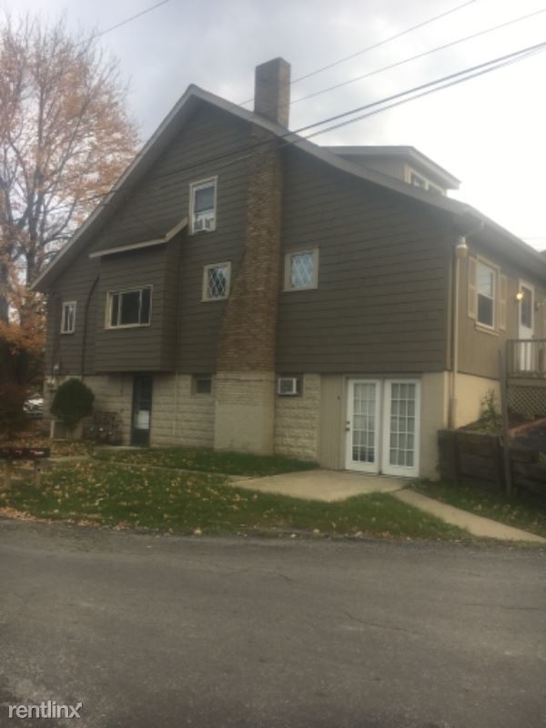 Building Photo - 400 Burrows Ave