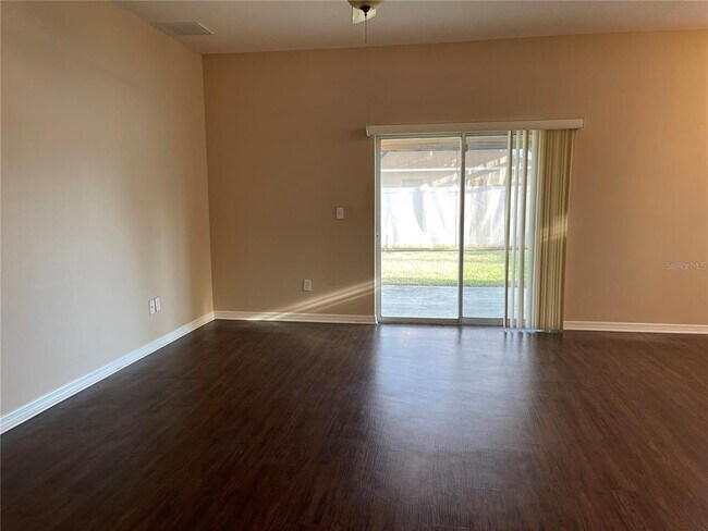 Foto del edificio - 561 19th St NW