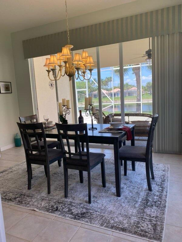 Foto del edificio - 4678 Hammock Cir