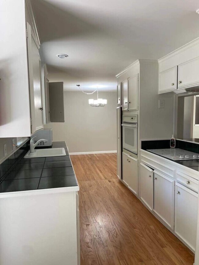 Foto del edificio - 16644 SE 16th St