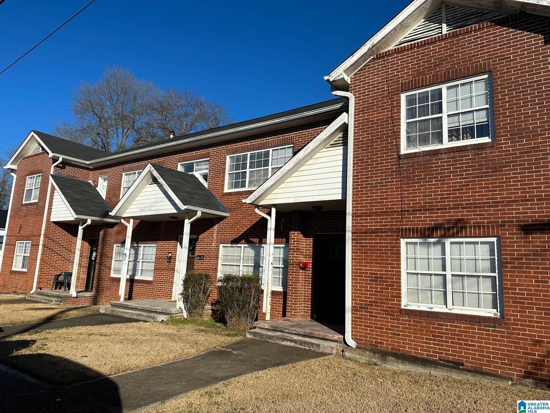 4a S Church Ave, Sylacauga, AL 35150 Townhome Rentals in Sylacauga AL