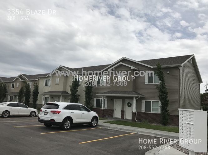 Foto principal - 3354 Blaze Dr