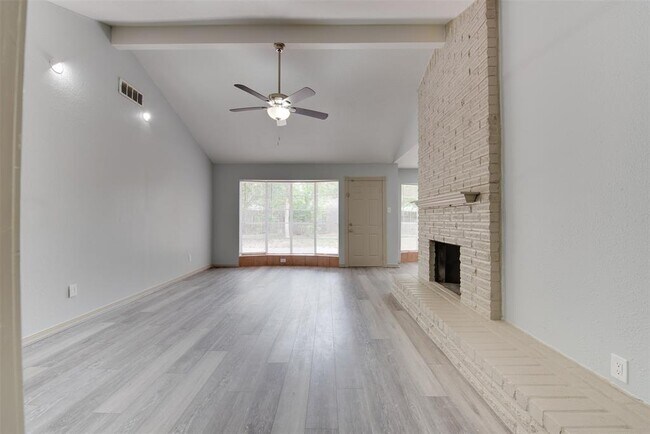 Building Photo - 12806 Nyack Dr