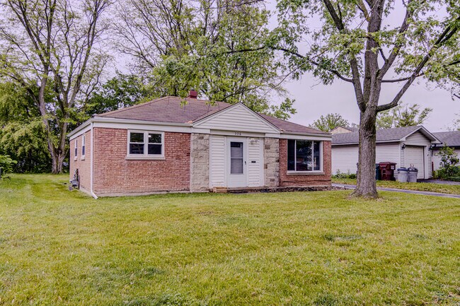 Building Photo - 336 Manitowac St