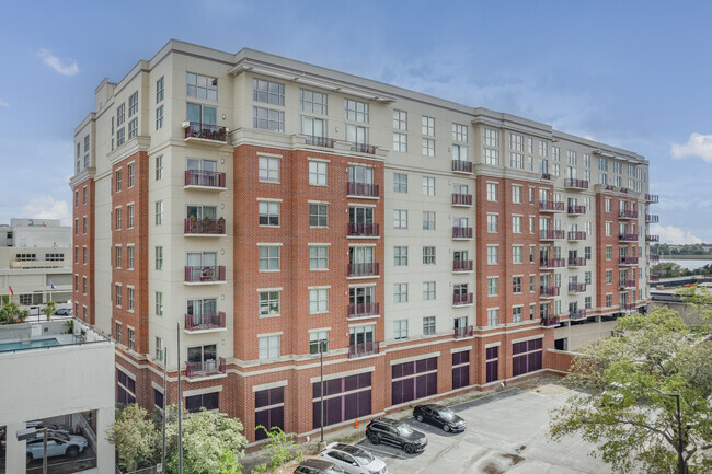 Foto del edificio - Bee Street Lofts