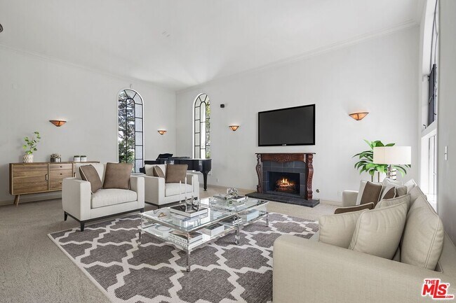 Foto del edificio - 10178 Baywood Ct