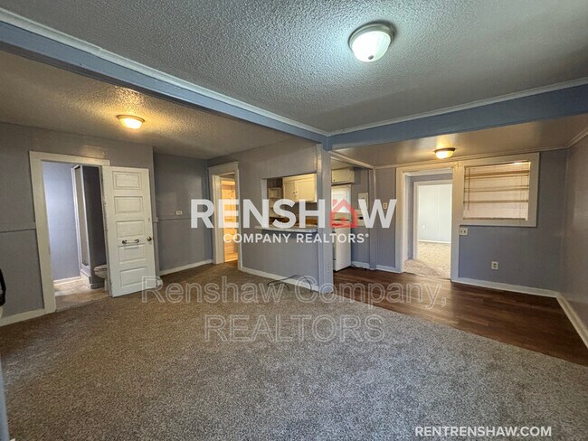 Building Photo - 1320 Faxon Ave