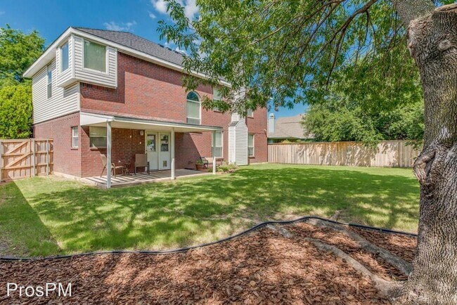 Building Photo - 4 br, 3 bath House - 205 Ember Glen Dr