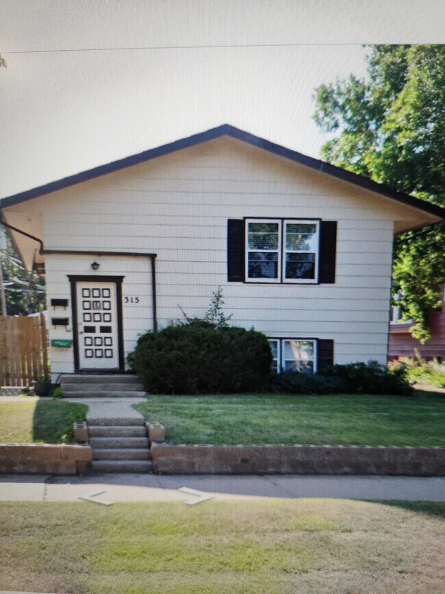 Foto del edificio - 315 6th Ave W