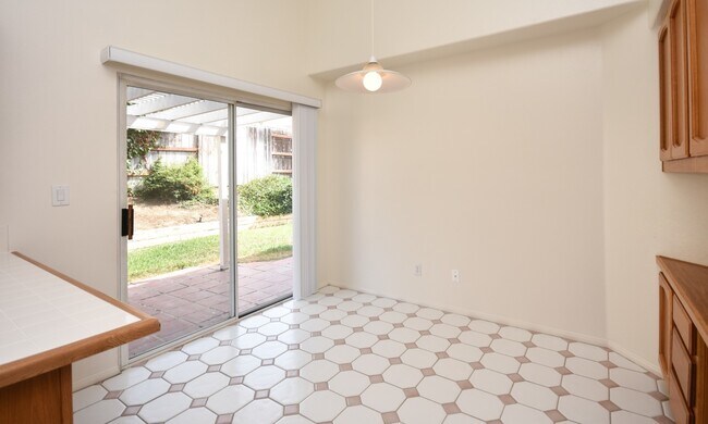 Building Photo - Beautiful 1 Story Home Walking Distance to...